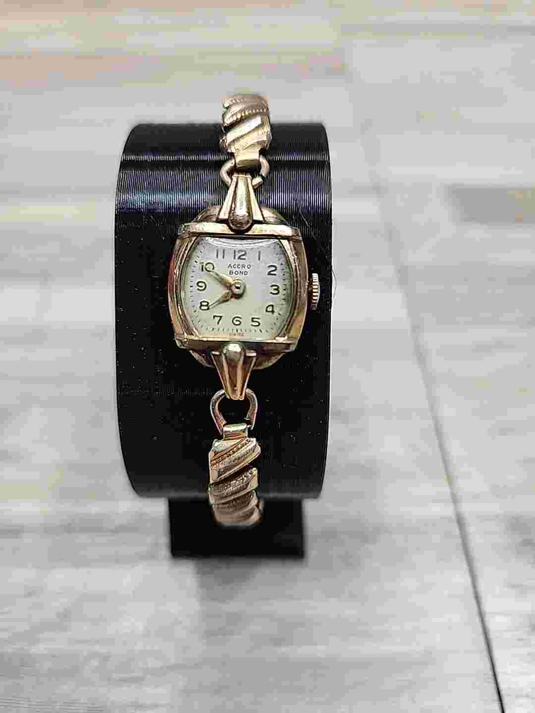 Vintage Accro Bond Ladies watch Swiss Movement Working But Needs Service.