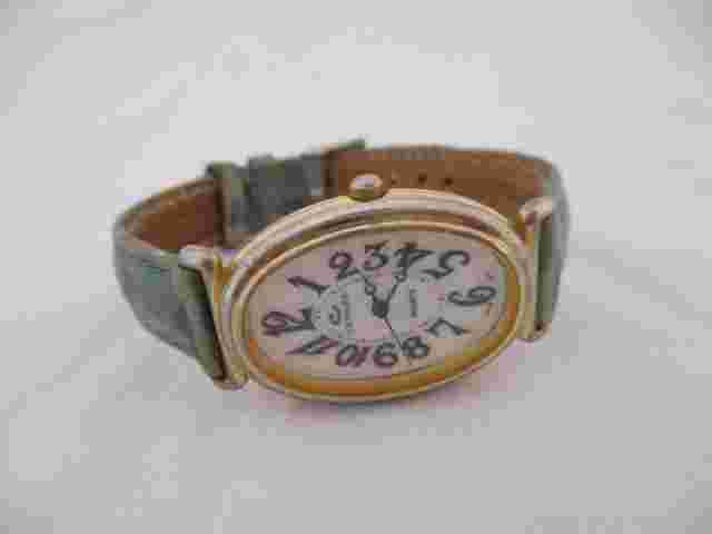 Cenere Women's Blue Buckle Band Analog Watch *Working*