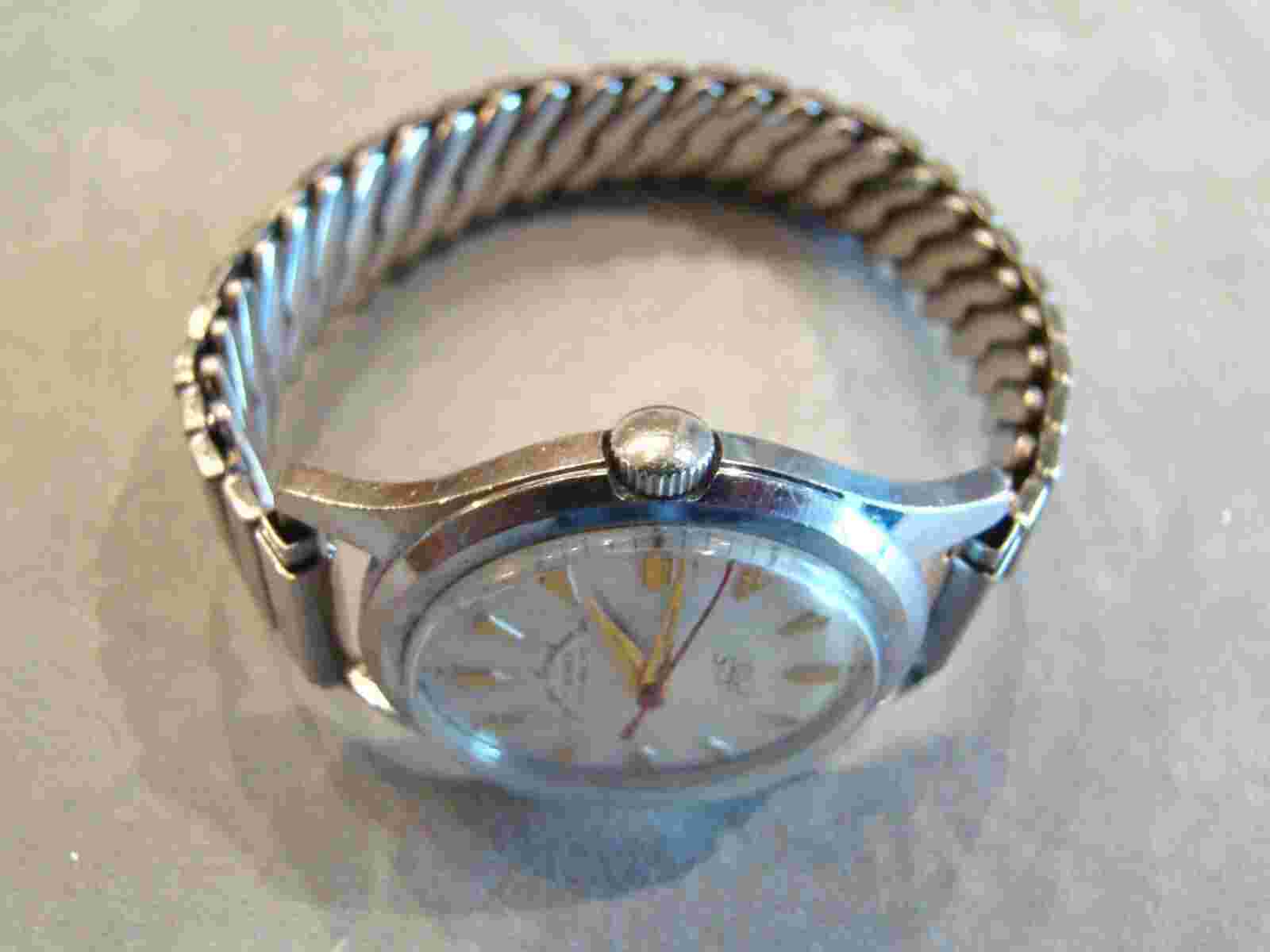 Andre Bouchard 17 Jewel PSS Incabloc Ladies Swiss Watch Runs