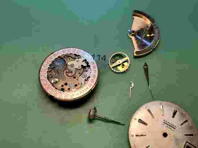 Felsa 4002 Watch Movement (Ramona)- Not Working - Spare or Repair.