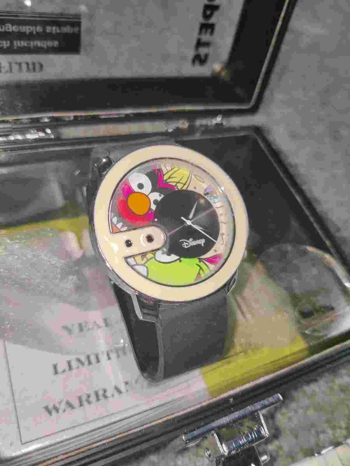 Officially Licensed Disney Flud Muppets Wrist Watch Case Black And White Straps