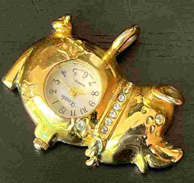 Rare Vintage XANADU Rich Gold Tone Rhinestone Pig Watch Retro Pendant MOP DIAL