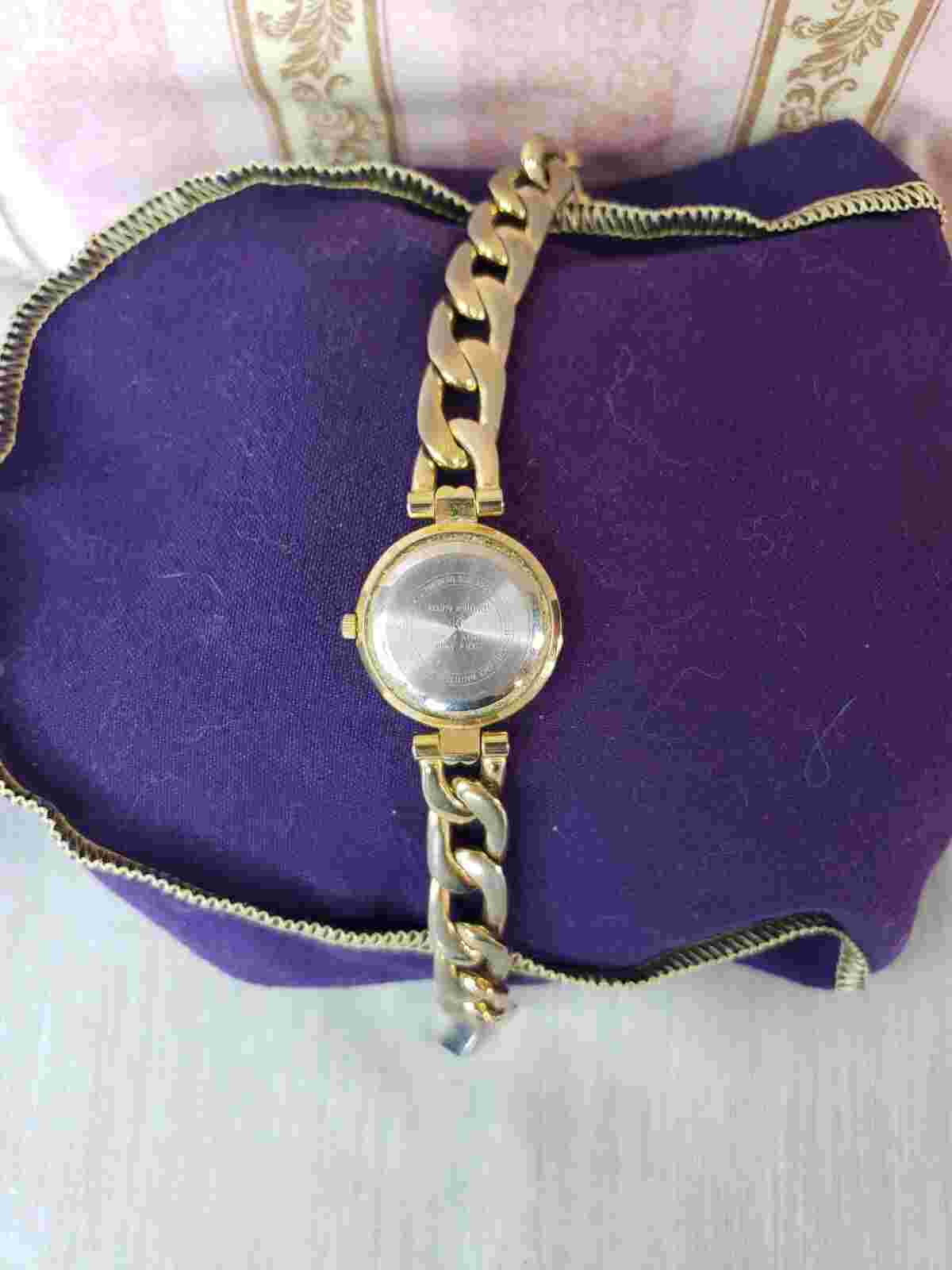 Kathy Ireland Ladies Watch K1509 Used Silver Colored Chain *Not Tested*