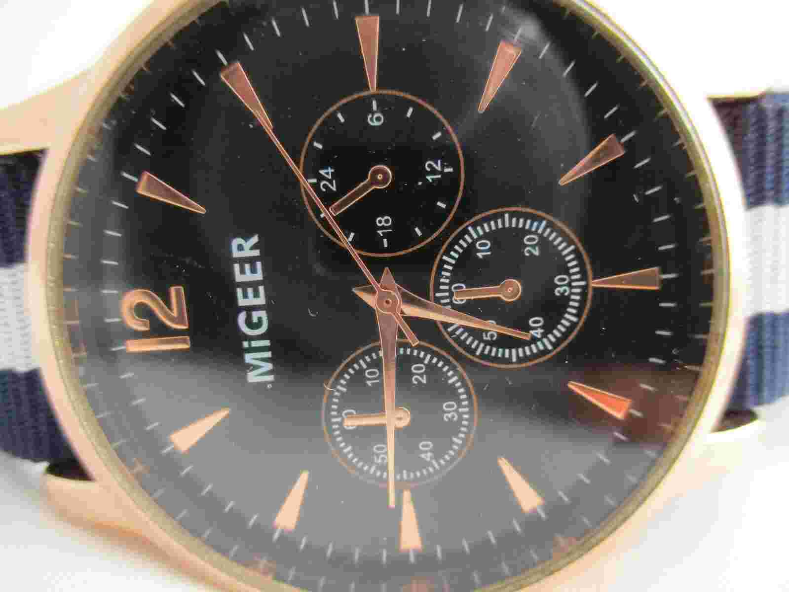 Migeer Analog Wristwatch Navy Blue & White Striped Buckle Band Rose Gold Tone