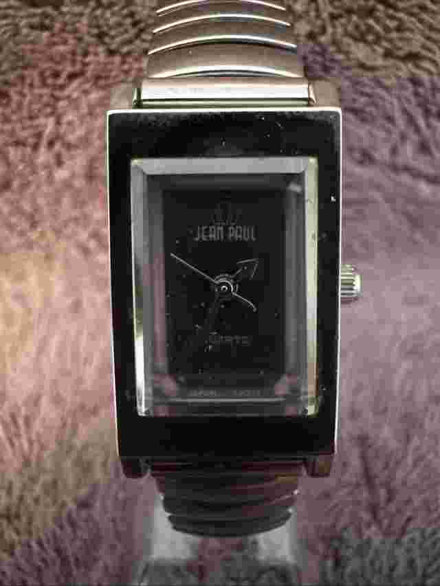 Jean Paul Woman’s watch Silver Tone Purple Dial New Battery Working