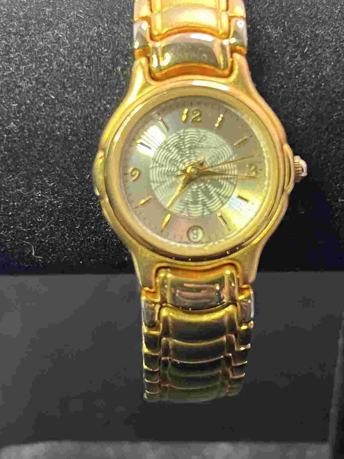 KATHIE LEE GOLD TONE LADIES QUARTZ WATCH KL2719QB