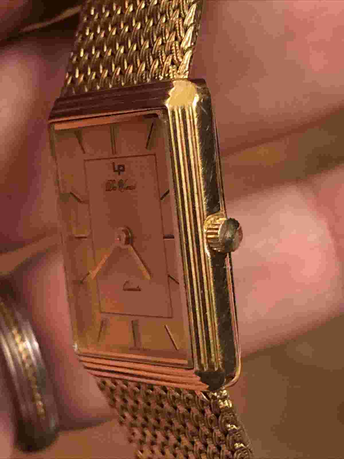 Lucien Picard LP Da Vinci Quartz ladies watch gold tone with gold dial. New batt