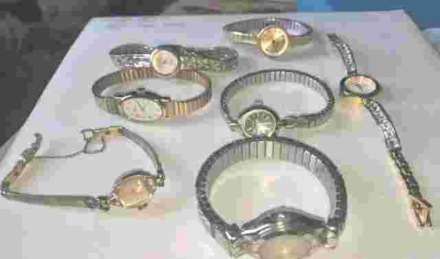 Lot Of 7 Old Vintage Wrist Watches Stretch Bands Plus More 10k Gold Filled
