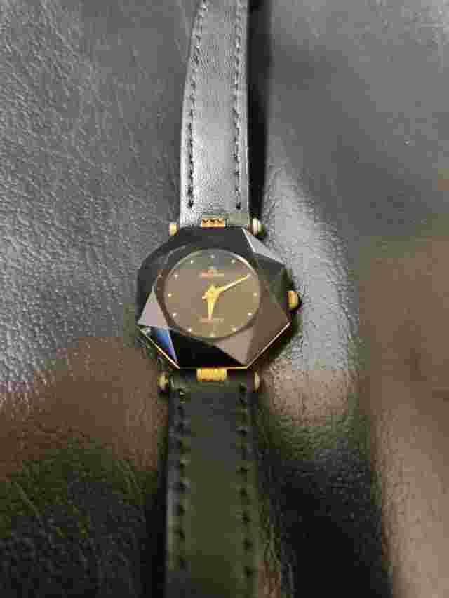 Vintage 18k Gold Plated ROMANSON Ladies Watch Black Genuine Leather  FS