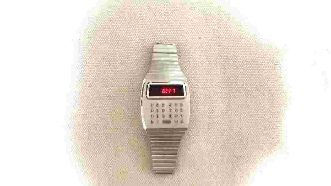 Vintage 70s Pulsar Time Computer Calculator Watch Stainless with Stylus and Box