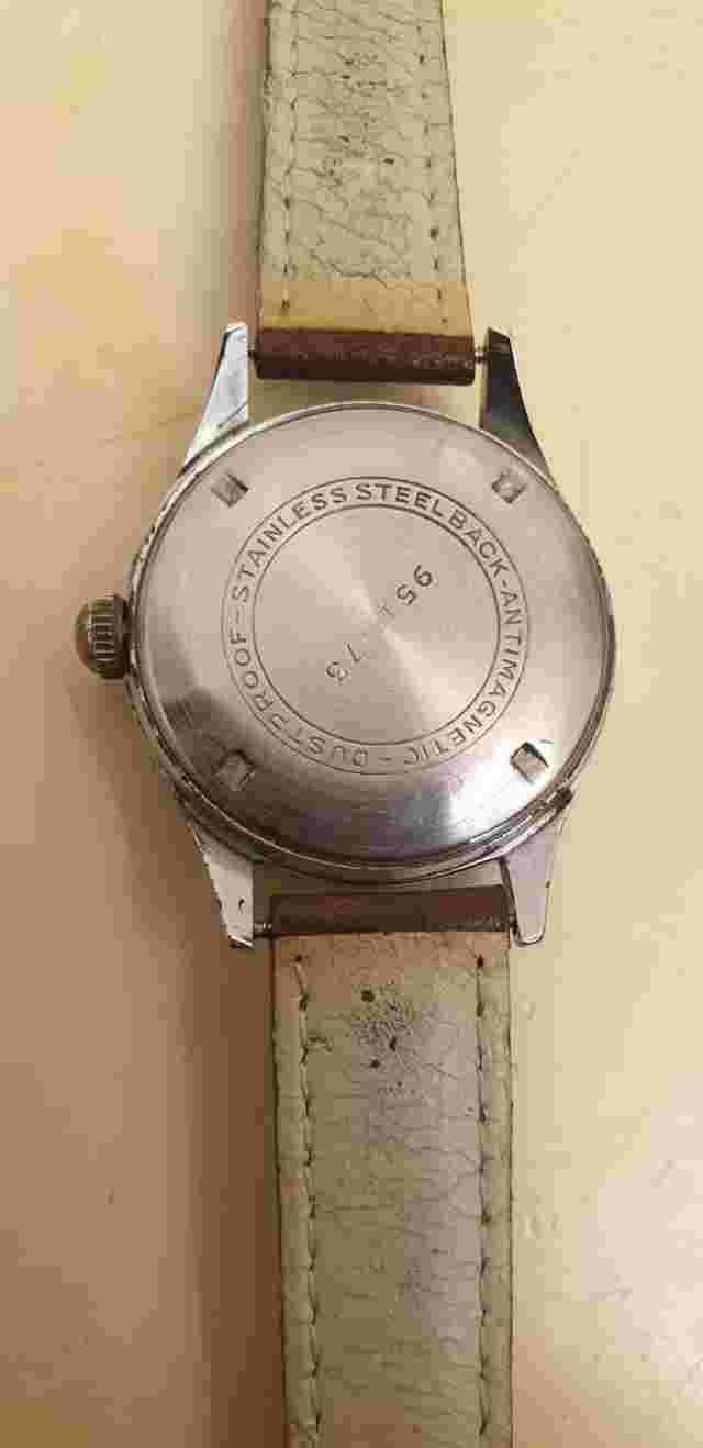 Vintage ELCO 17 Jewel Antimagnetic Gents Wrist Watch ~ New Saddle Leather Strap