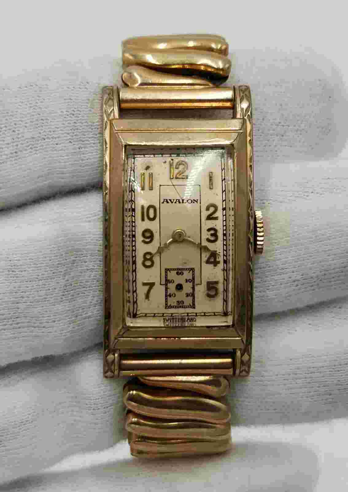 Avalon Men's Vintage Gold Tone Mechanical Swiss Made Watch - READ DESCRIPTION