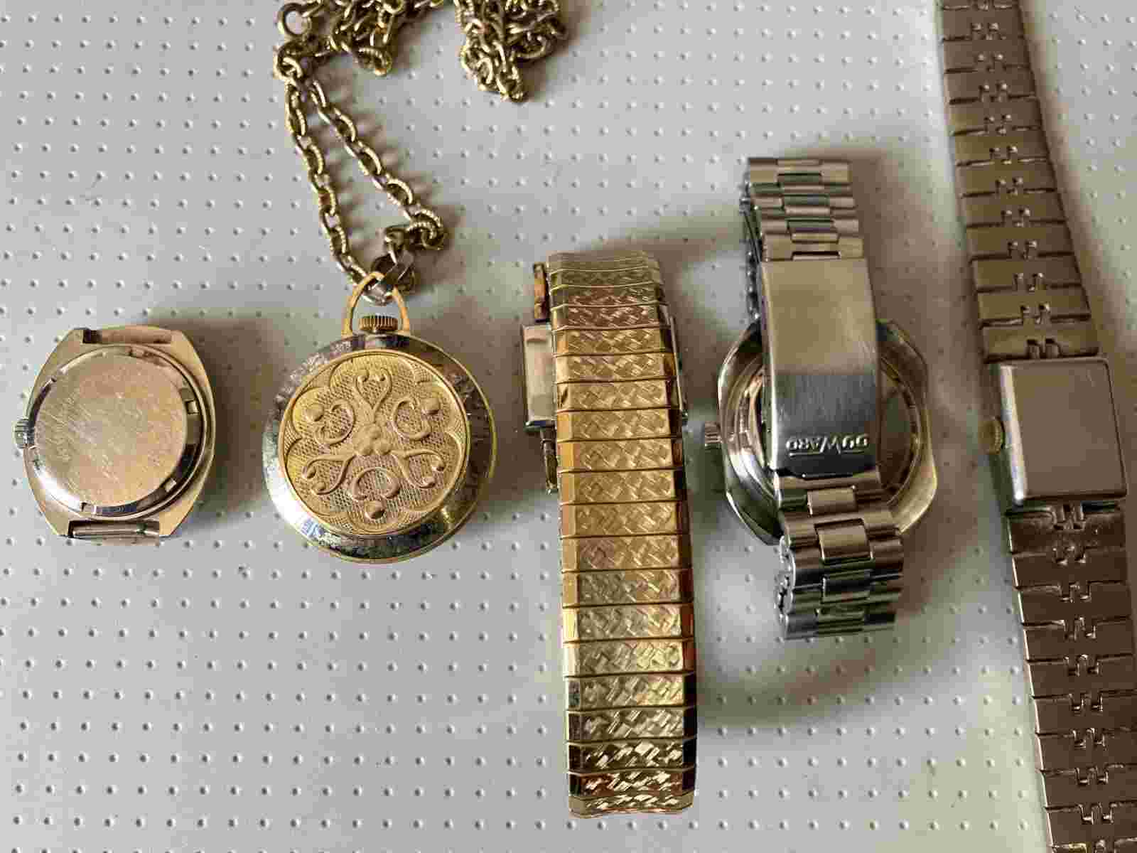 Lot of 5 Vintage Untested Mechanical Ladies Watches Sold As Are, Parts/Repairs