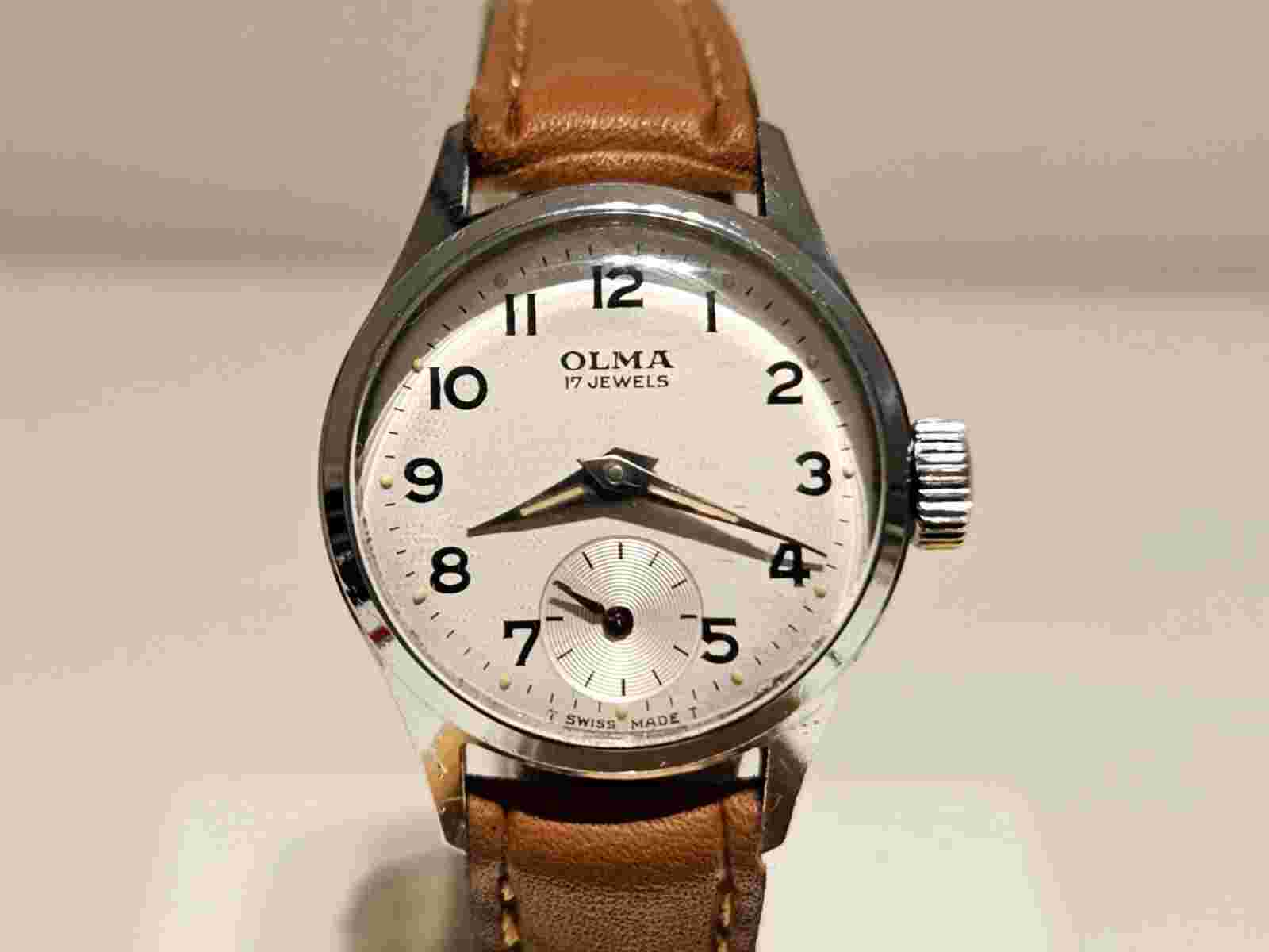 VINTAGE CLASSIC SMALL ELEGANT 22mm CHROMED MECHANICAL SWISS LADIES WATCH "OLMA"