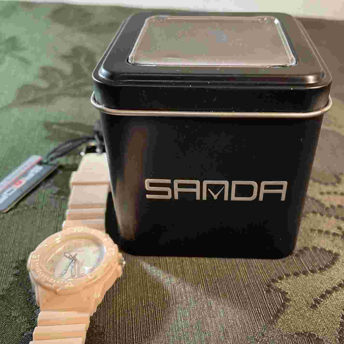New with Tags SANDA Girls / Women’s Waterproof Watch TPU Strap Rose Gold Pink