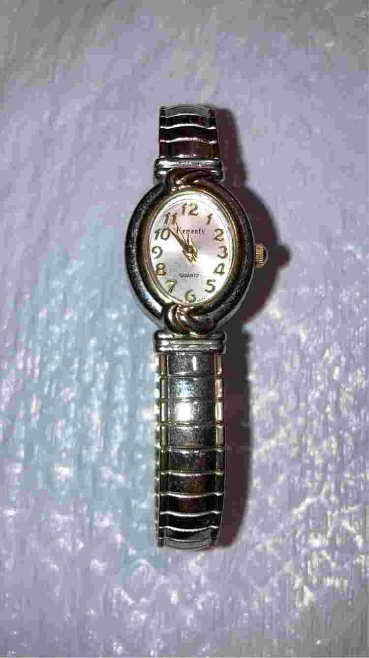 Elements Vintage Women’s Watch Gold Tone Stylish Accent Piece