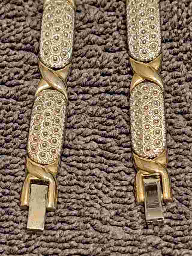 Vintage Silver Tone Adolfo Quartz Women's Wristwatch And Matching Bracelet Set