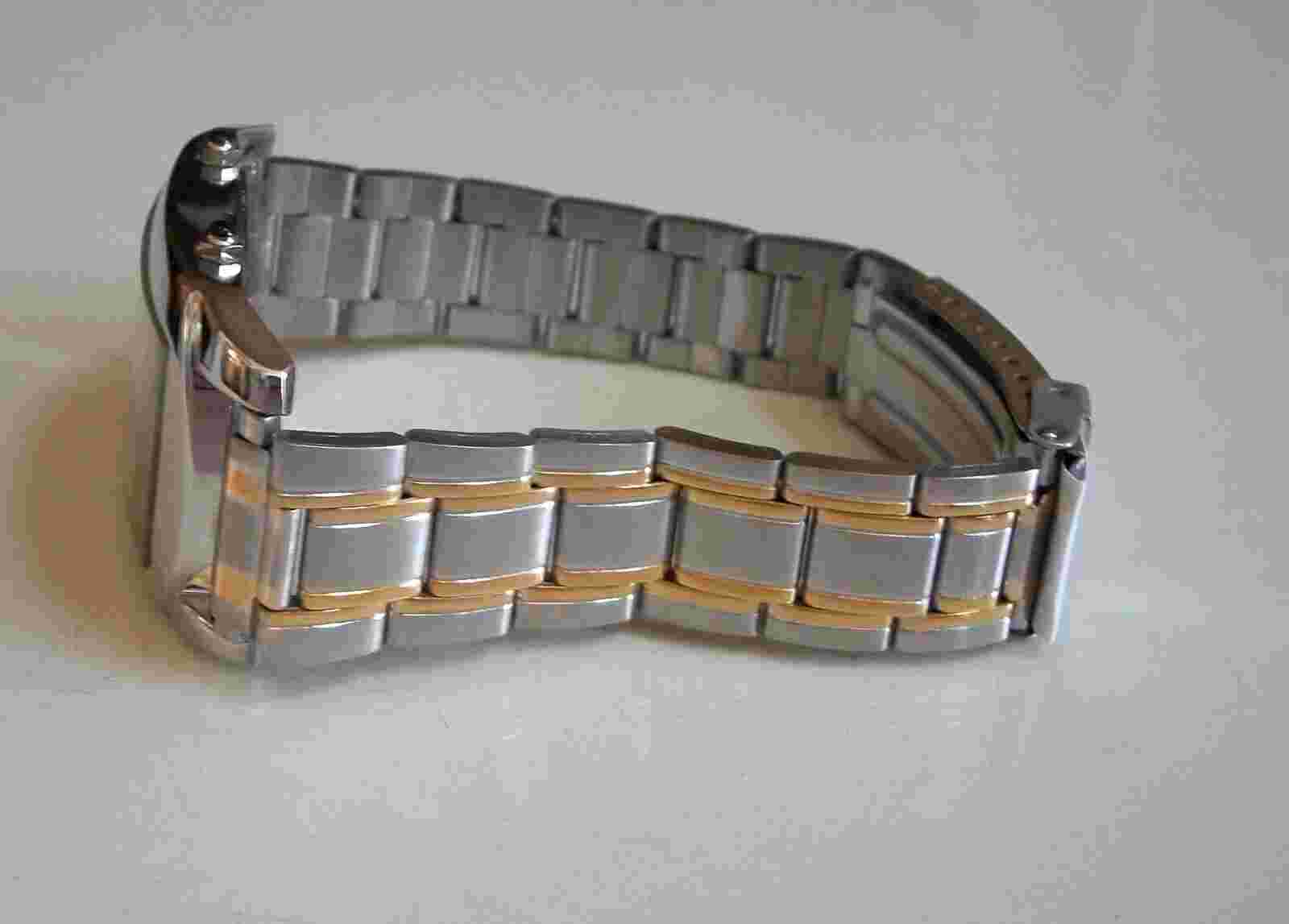 Men's Gold & Silver Finish Fashion 2 Time Zone (Dual Time) Dressy Casual Watch