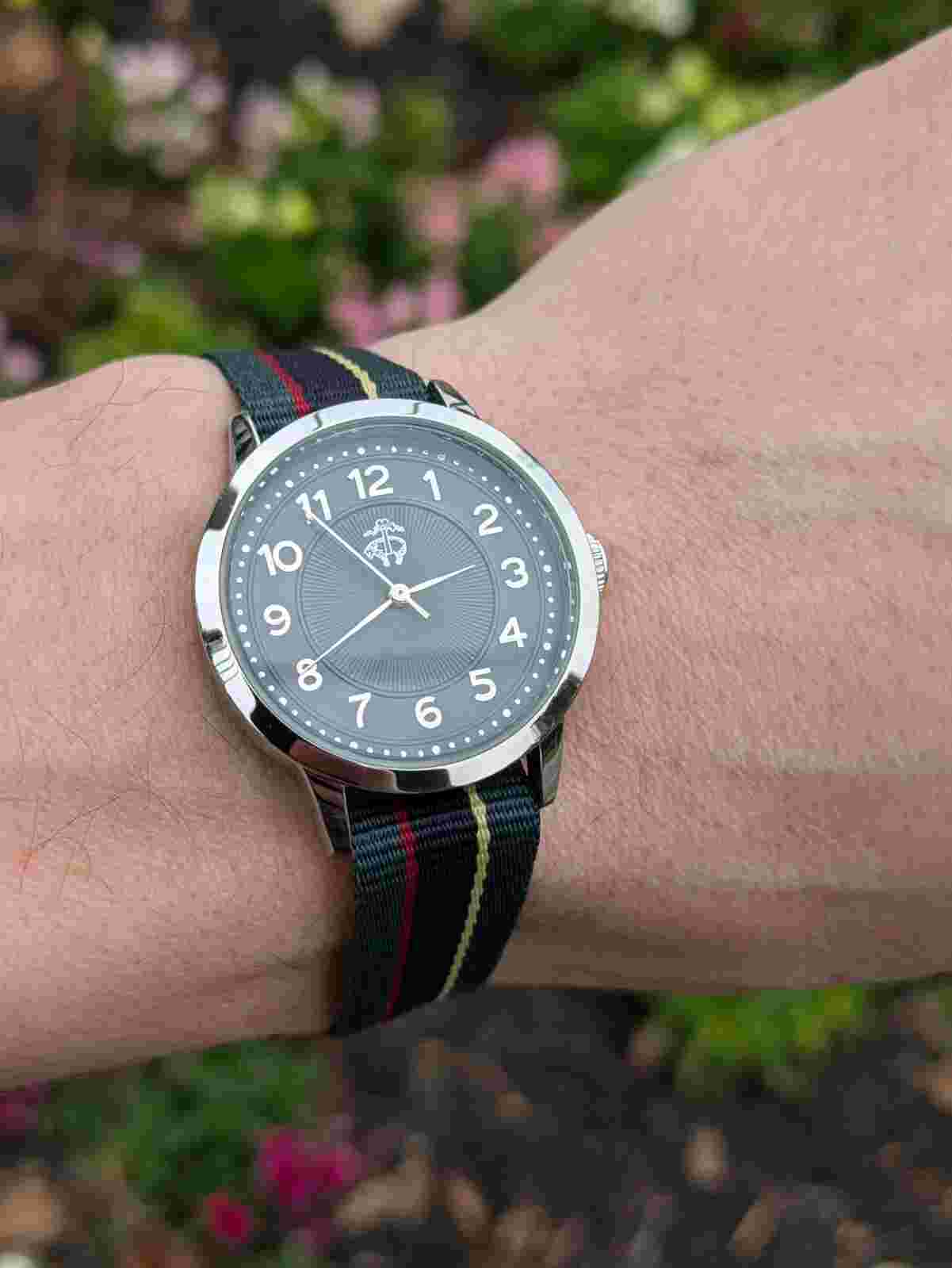 Vintage Brooks Brothers Men's 34 mm Watch w/ Branded Strap - Mint Condition