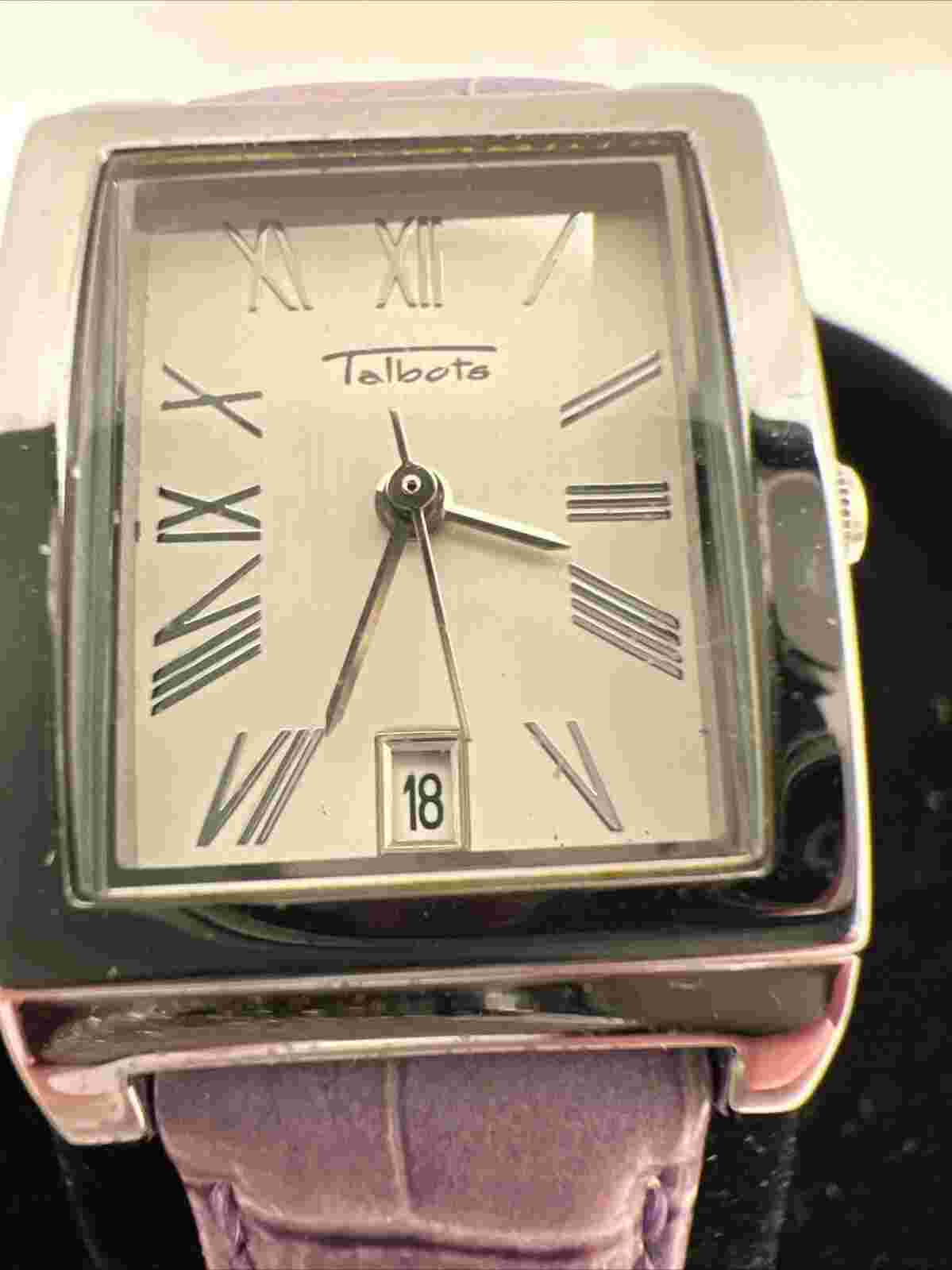 Ladies Watch Lavender Embossed Leather Strap New Battery