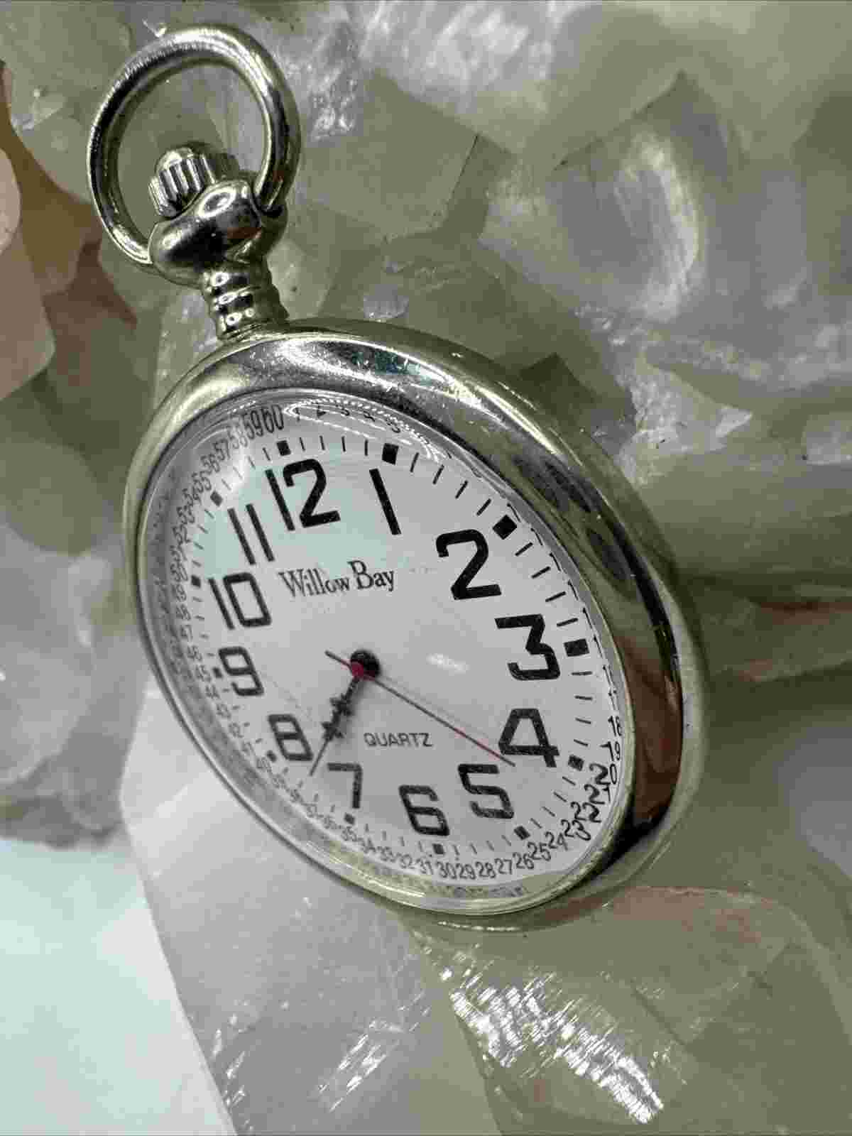 Vintage 30mm Willow Bay Quartz Pocket Watch NEEDS BATTERY AT624-169