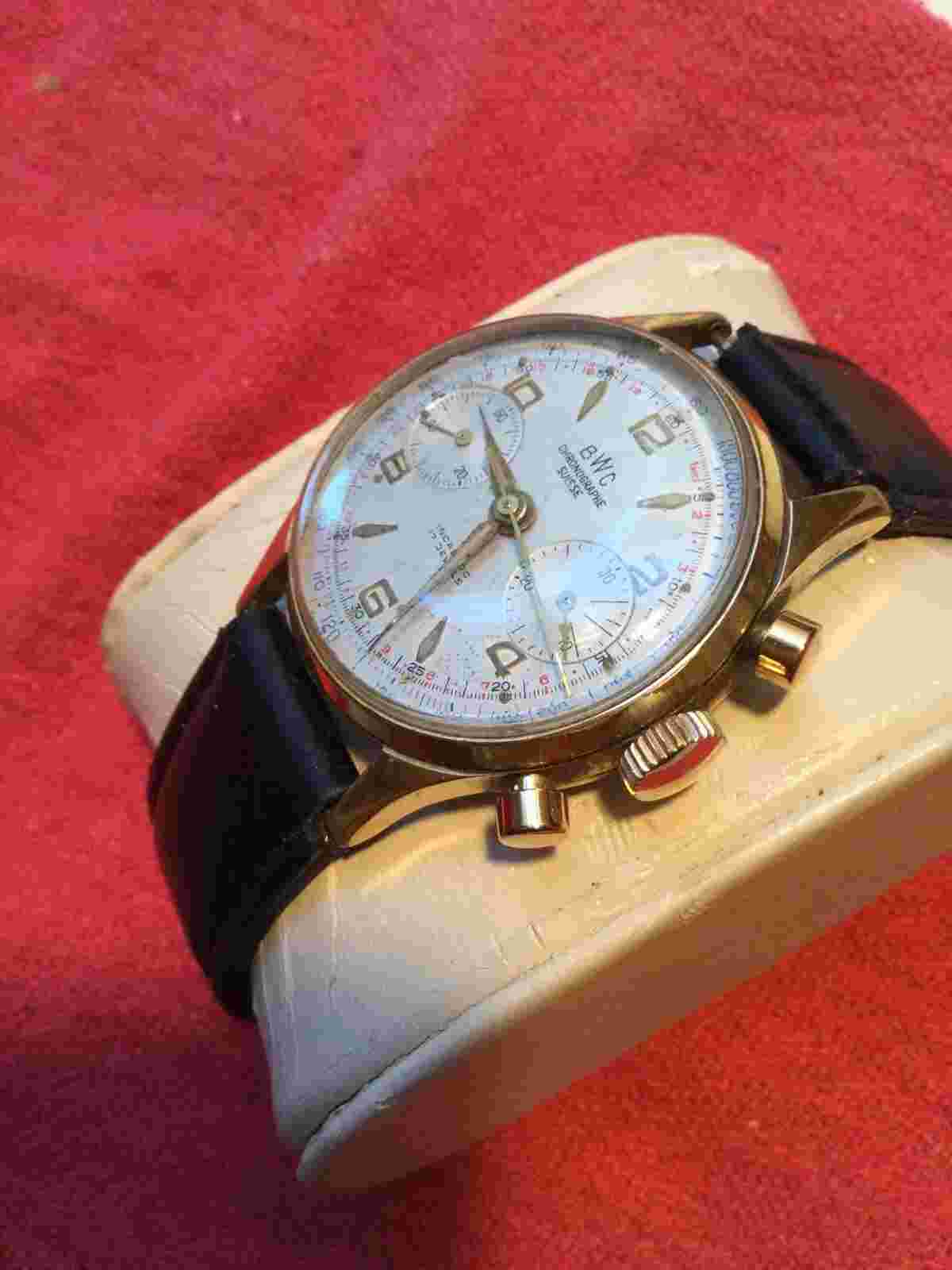 BWC Chronograph.  17J. ***AUTHENTIC***. Omega Comparable WAS $.  $1299