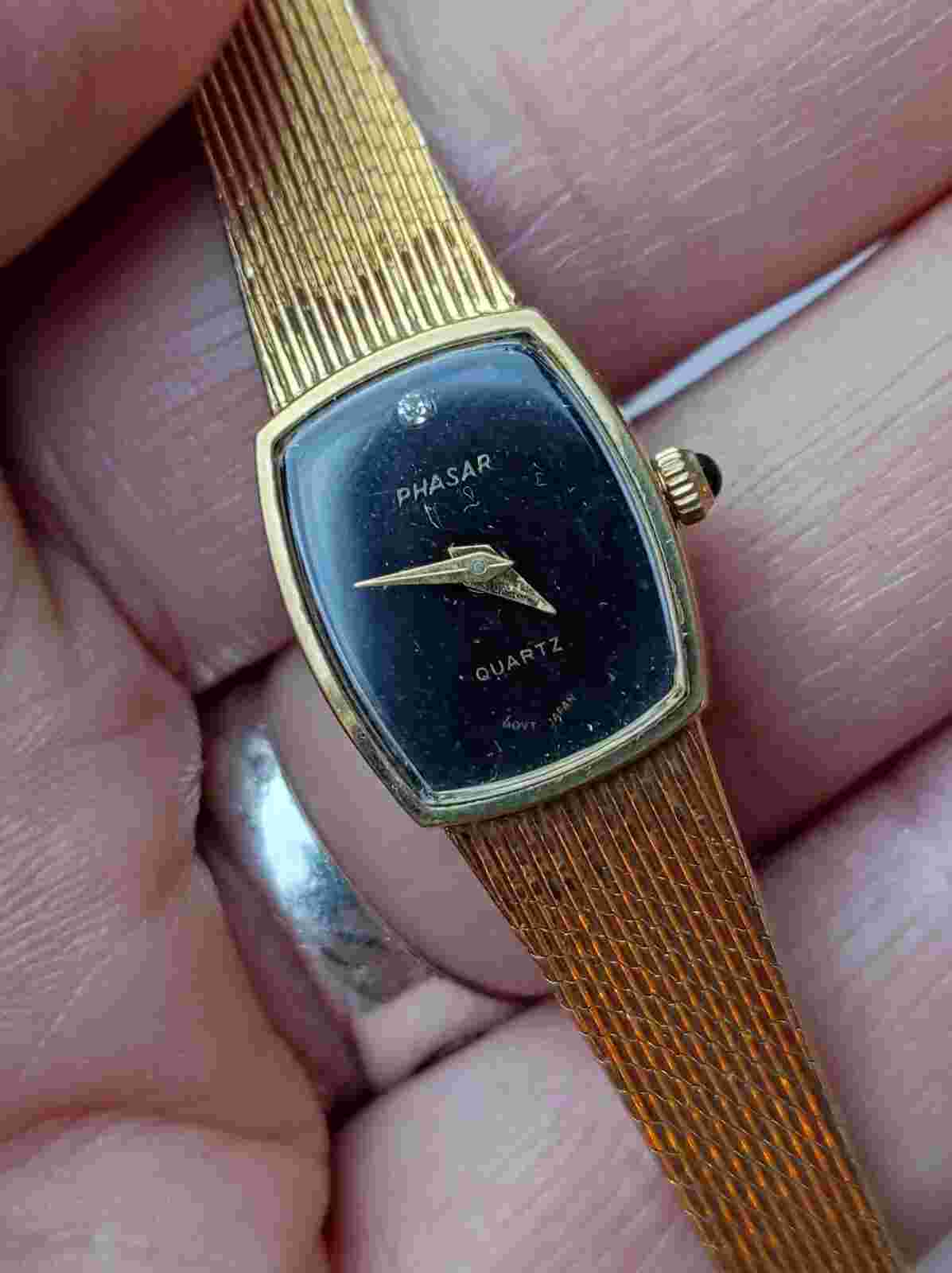 Phasar women's gold tone fine design oval stainless steel mesh bracelet watch