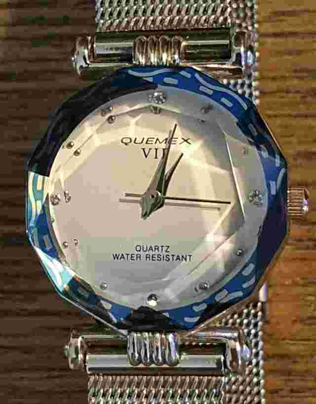 Vintage Quemex VIP quartz watch blue glass frame round diamond shape