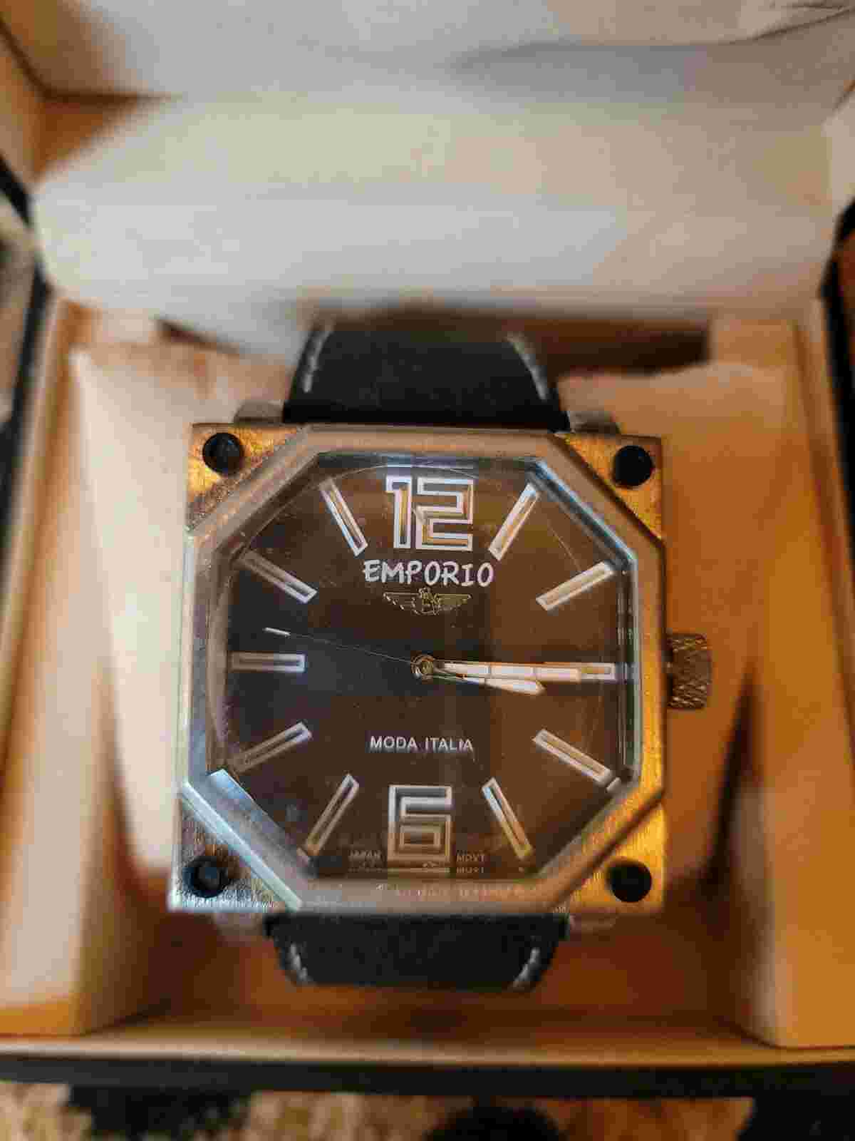 Emporio Watch With Original Case/NO. 1001