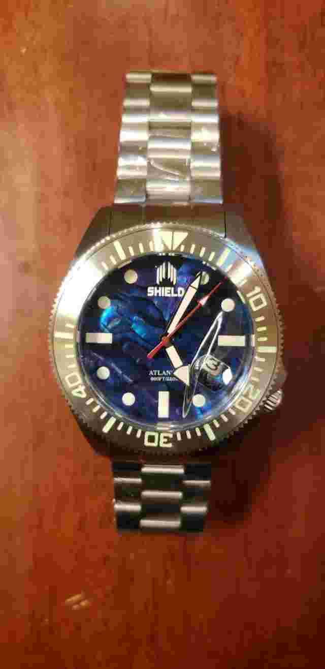 SHIELD ATLANTIS AUTOMATIC DIVE WATCH