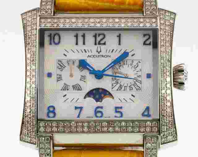 Accutron Innsbruck Stainless Steel Men's Quartz Moonphase Chronograph Watch