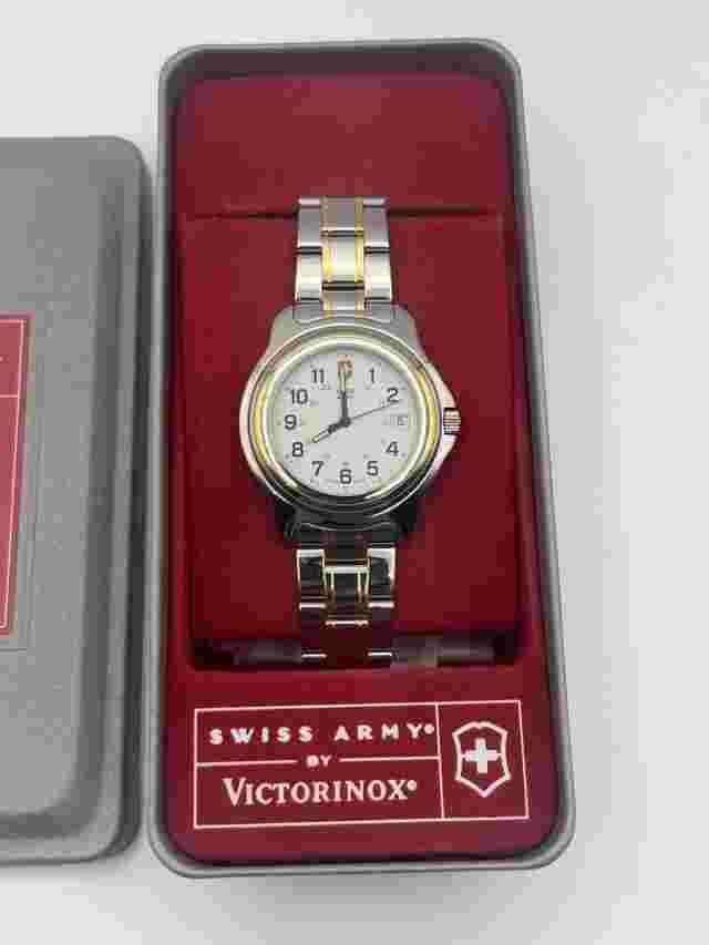 Vintage Swiss Army Officer’s Two-Tone Watch (Model 24227) New W/ Out Tags *read