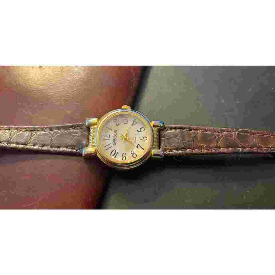 VTG women's 25mm Gold Tone Sassoon Watch, MOIP Face, Leather Band