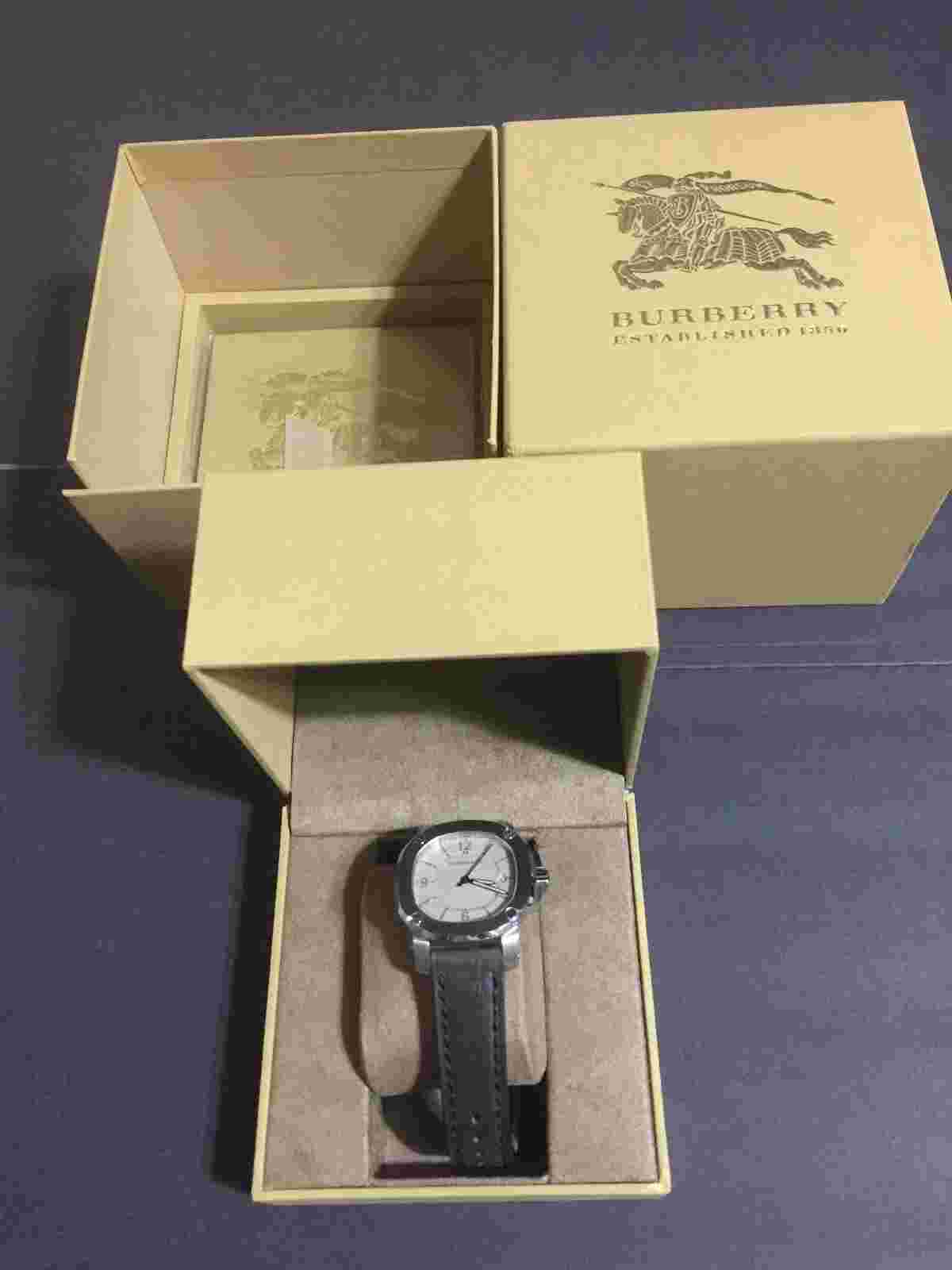 Burberrys Burberry 4000 Gold Watch Ua11404