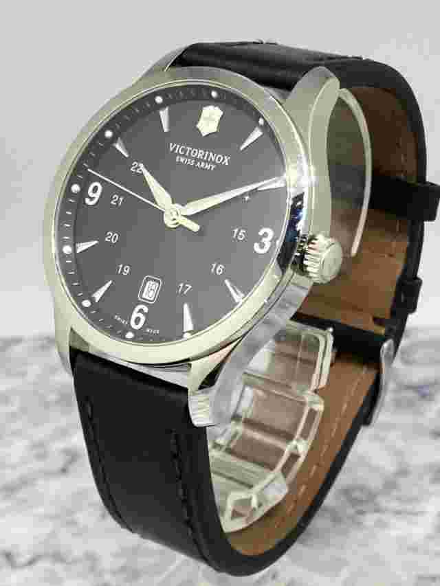 Victorinox Swiss Army Men's 241474 Alliance Black Dial and Strap Watch