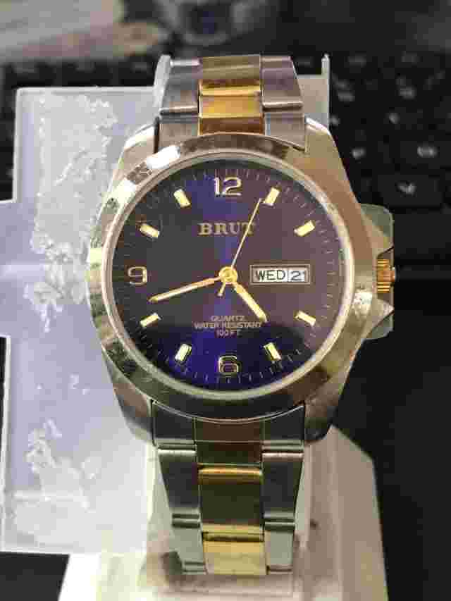 Vintage Brut Blue Dial Day/Date Analog Quartz men's Watch, Run (Lot2077)