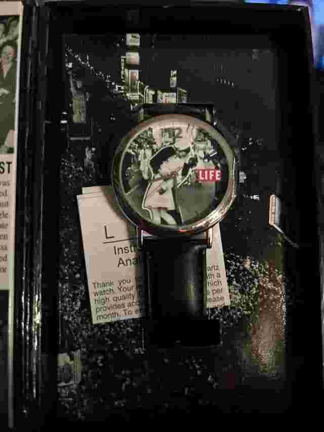 NEW WWII Victory Celebration LIFE Magazine Cover Watch End of War Happiness Kiss