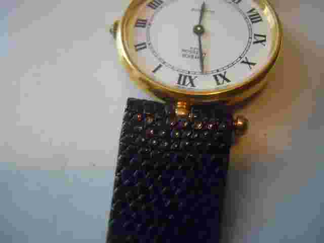 Vintage Emerich Meerson women's Black leather band & Analog used watch.