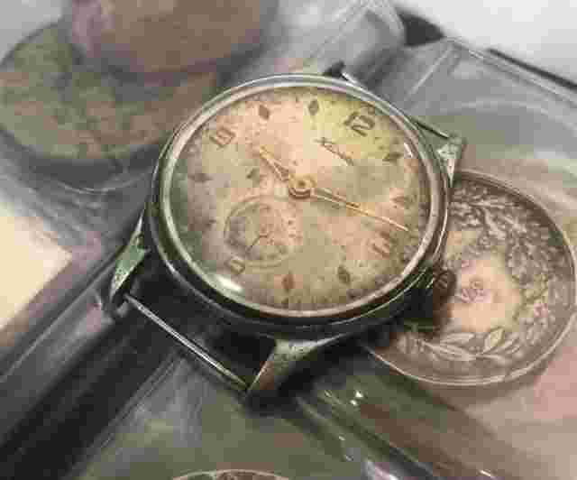 Vintage USSR Men's Mechanical Watch Kama 17 Jewels