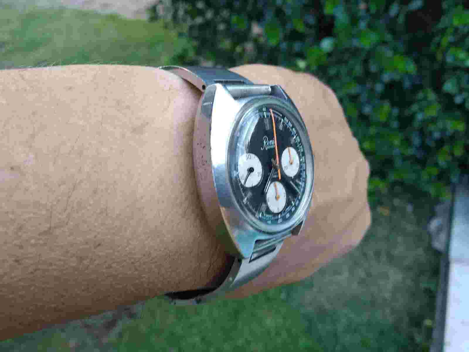 RENIS JUMBO TRICOMPASS PANDA CHRONOGRAPH RARE UNIQUE ALL ORIGINAL VALJOUX  7736