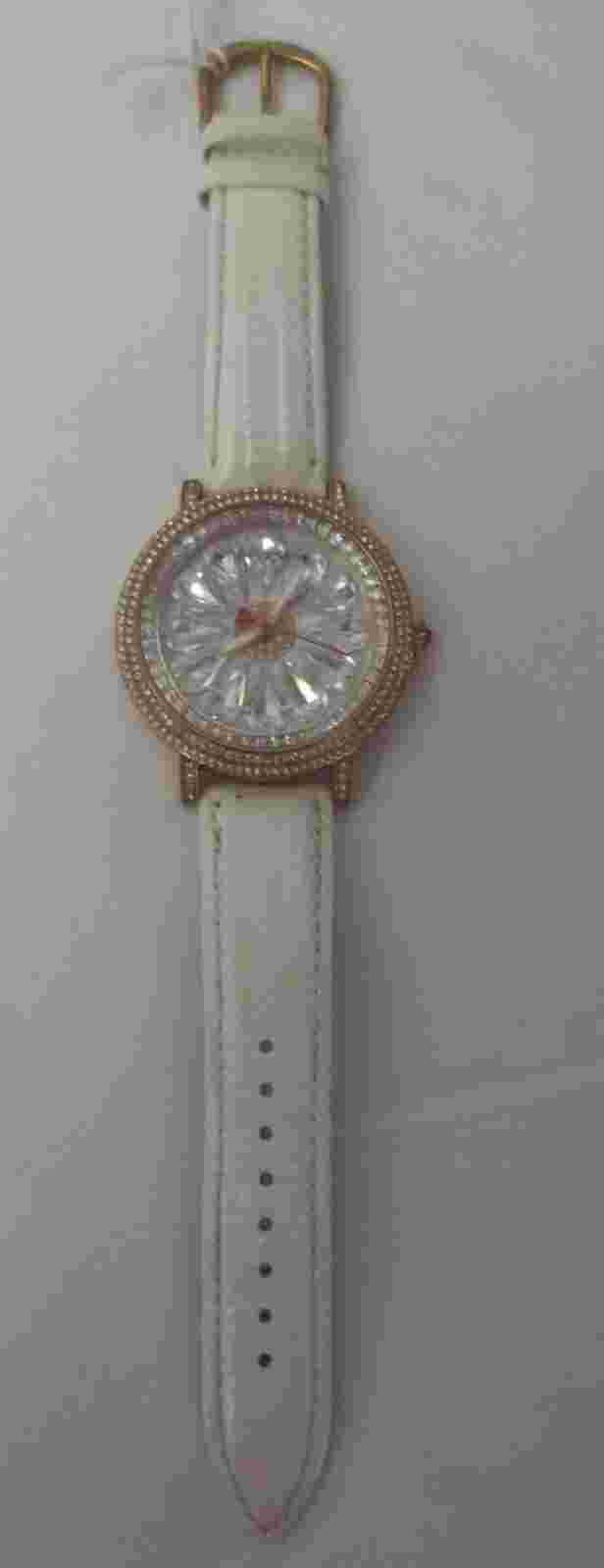 Betsey Johnson Women's Bj00553-03 Blitz Watch With White Band