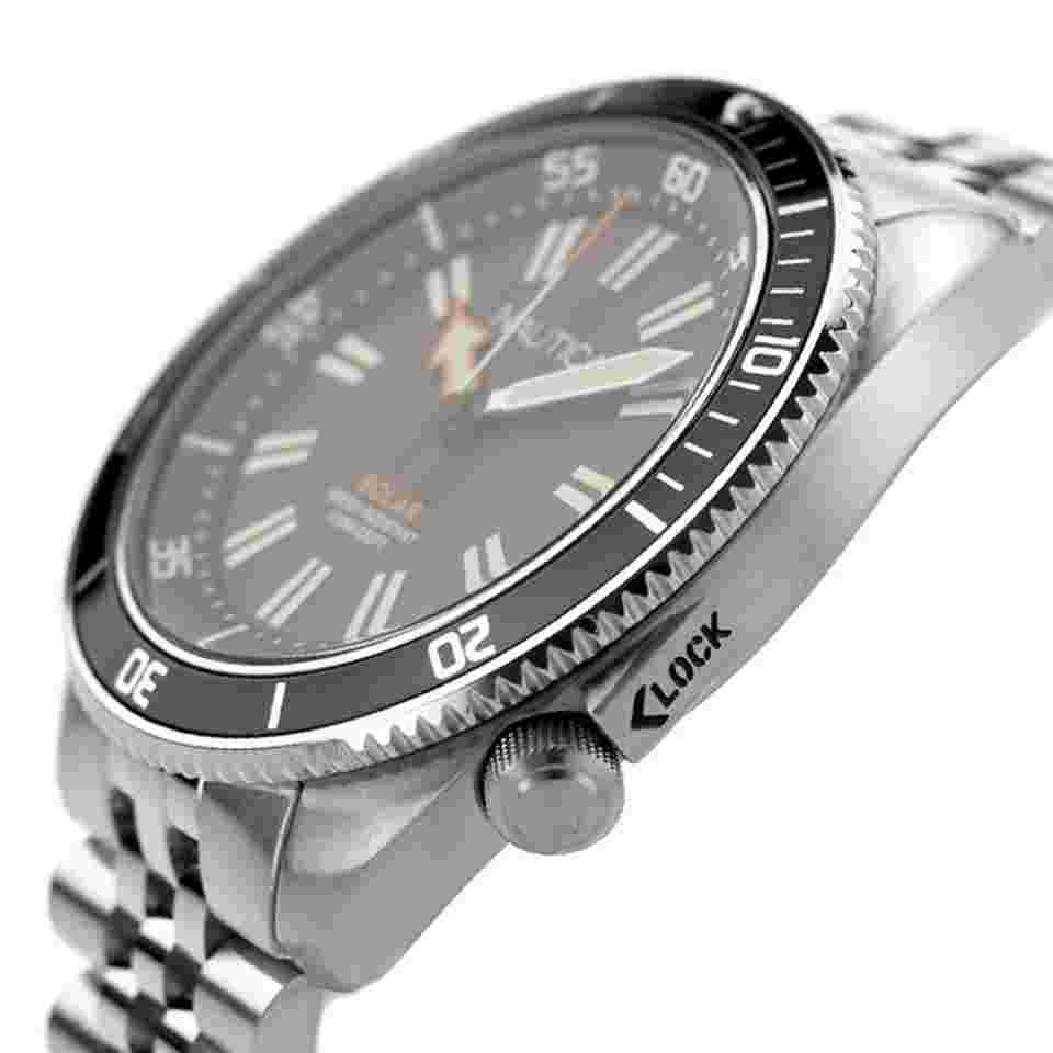 Nautica Vintage Solar Watch NAPNVS405 Black Dial Silver Band Stainless Steel