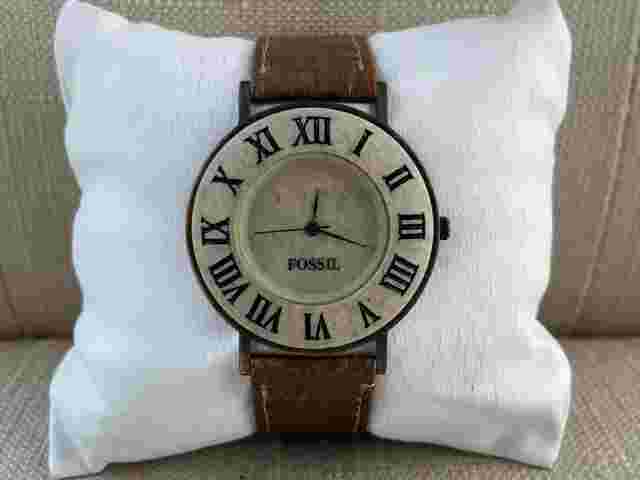 Fossil men Wristwatch Vintage Rare Quartz Analog Wrist Watch Leather Band