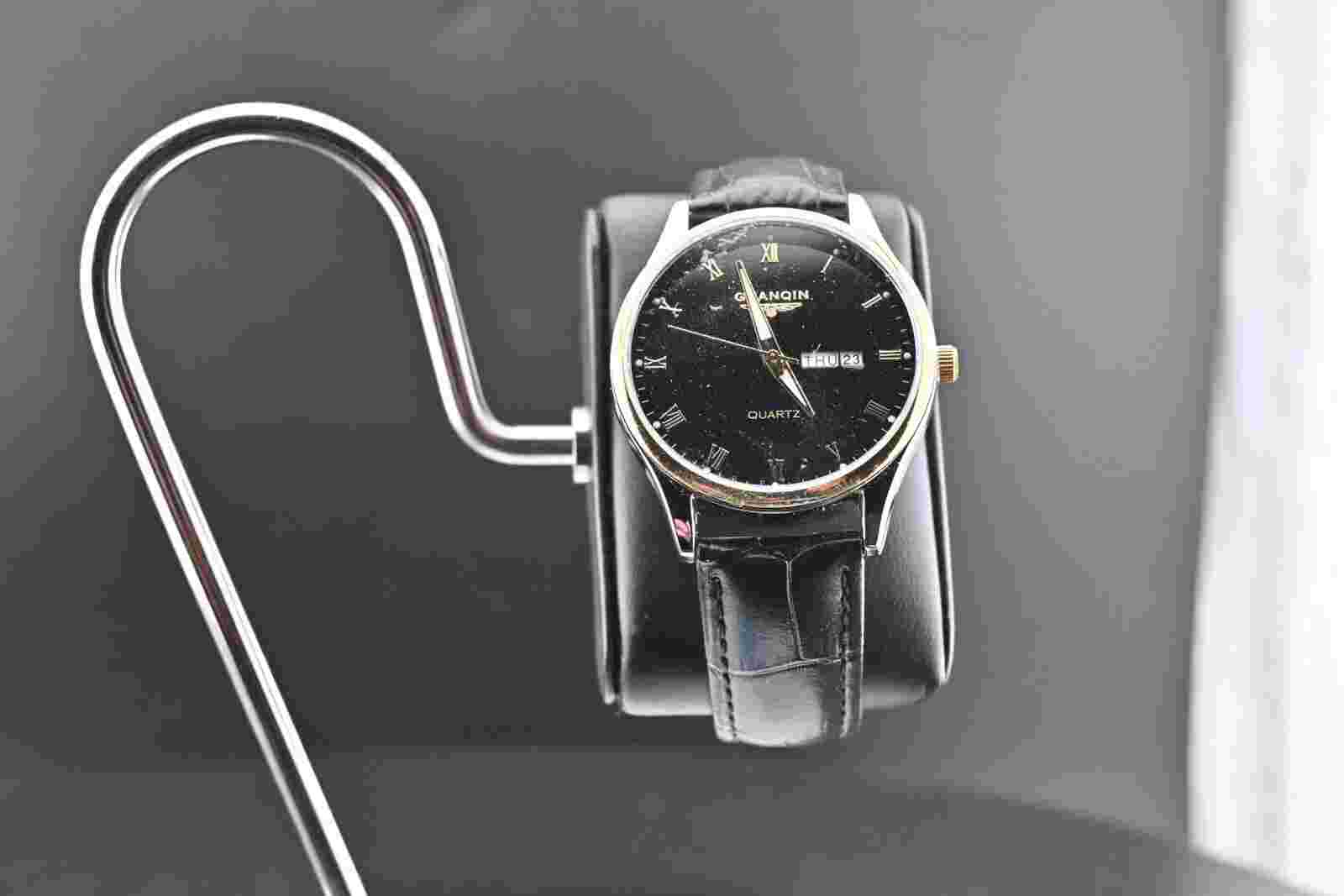 GUANQIN fashion Mens Watch waterproof quartz Auto Black face Stainless