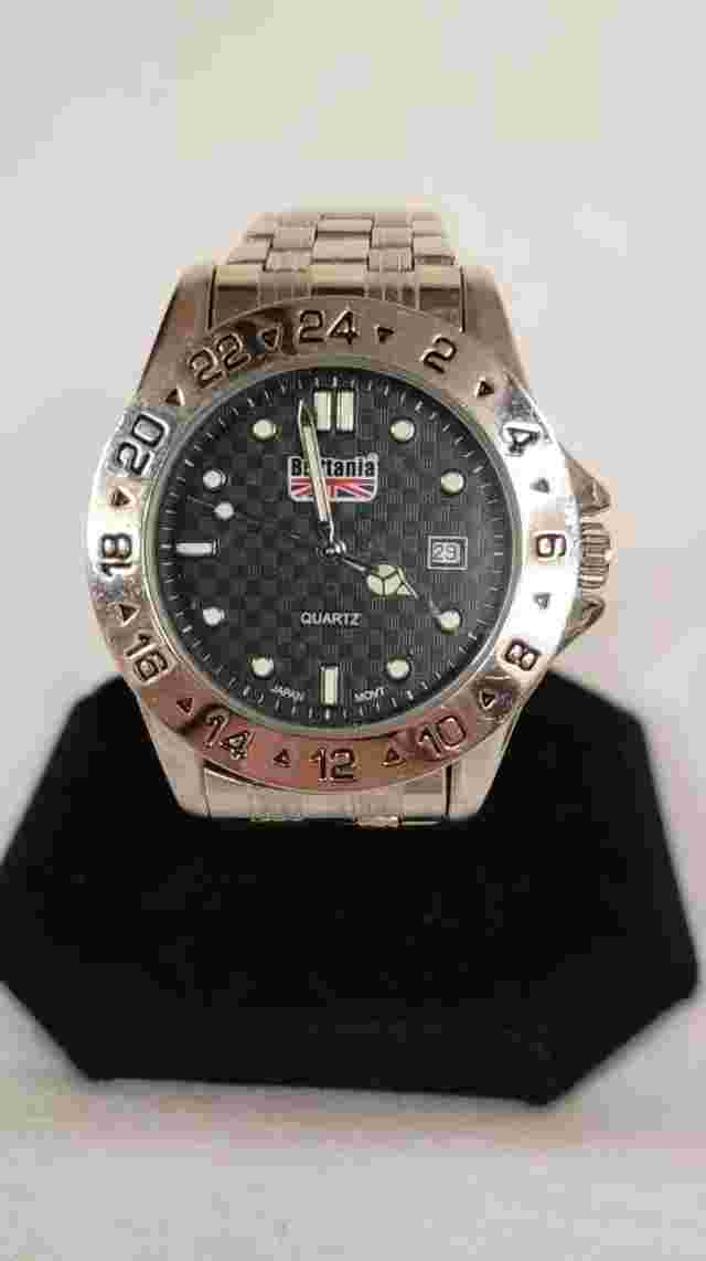 ⌚️BRITTANIA Men's Wrist Watch Black Carbon Fiber Dial Quartz Date Indicator