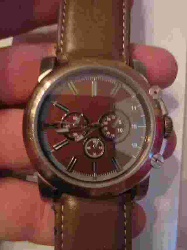 MOSSIMO QUARTZ WATCH - HEAVY CASE - BROWN FACE - BBA-31