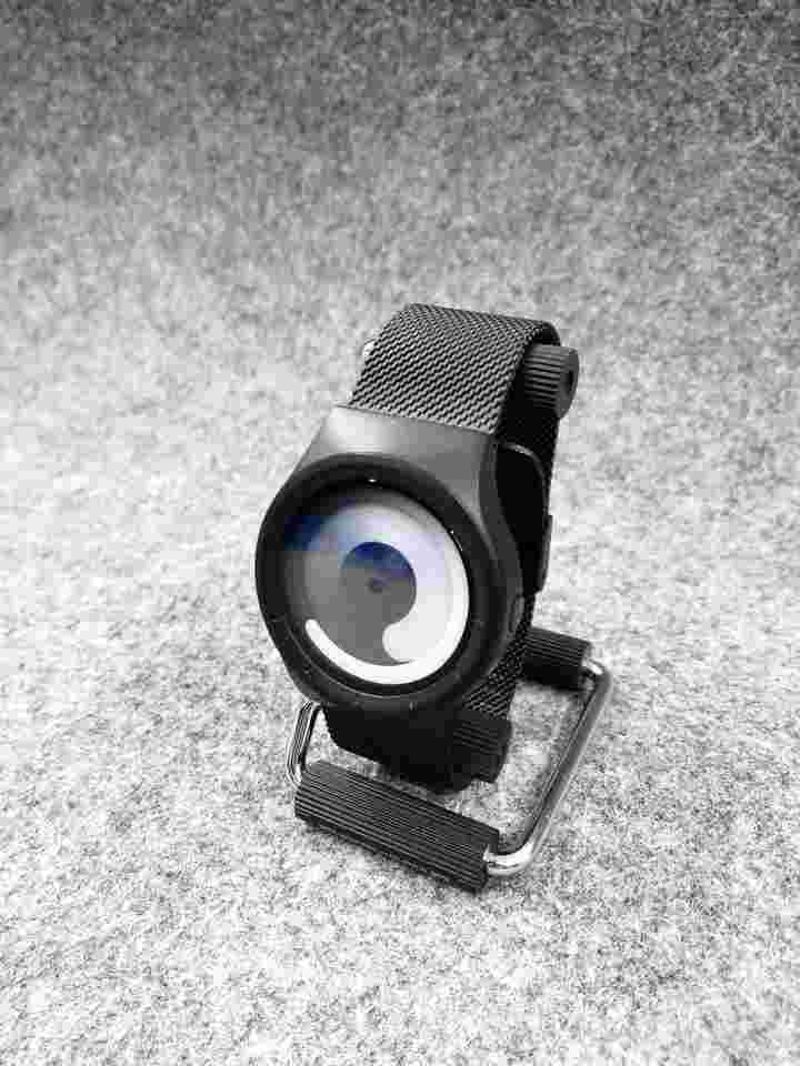 Ziiiro Mercury Black Snow Wristwatch