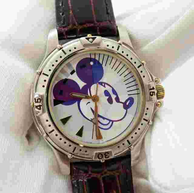 MICKEY MOUSE,"Pie Eyed Head" RARE! MEN'S CHARACTER DIVE WATCH,MIB, In BOX R11-08