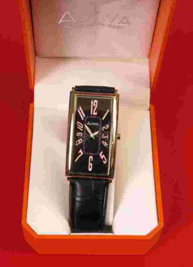 CLASSIC ACTIVA BLACK BAND DESIGNER QUARTZ SILVER TONE FASHION WATCH !!