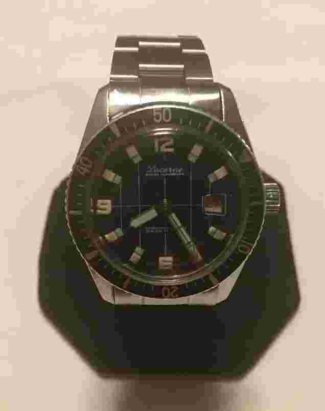 Lucerne “Marine Luxus Diver “ Men's Wristwatch 200 Ft./60m Black Dial Swiss Made
